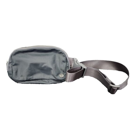 Lululemon Bag Women O/S Gray Everywhere Belt 1L Athleisure Gym Crossfit - Picture 1 of 8